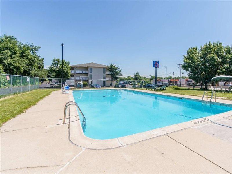 Rodeway Inn Brooklawn Екстер'єр фото