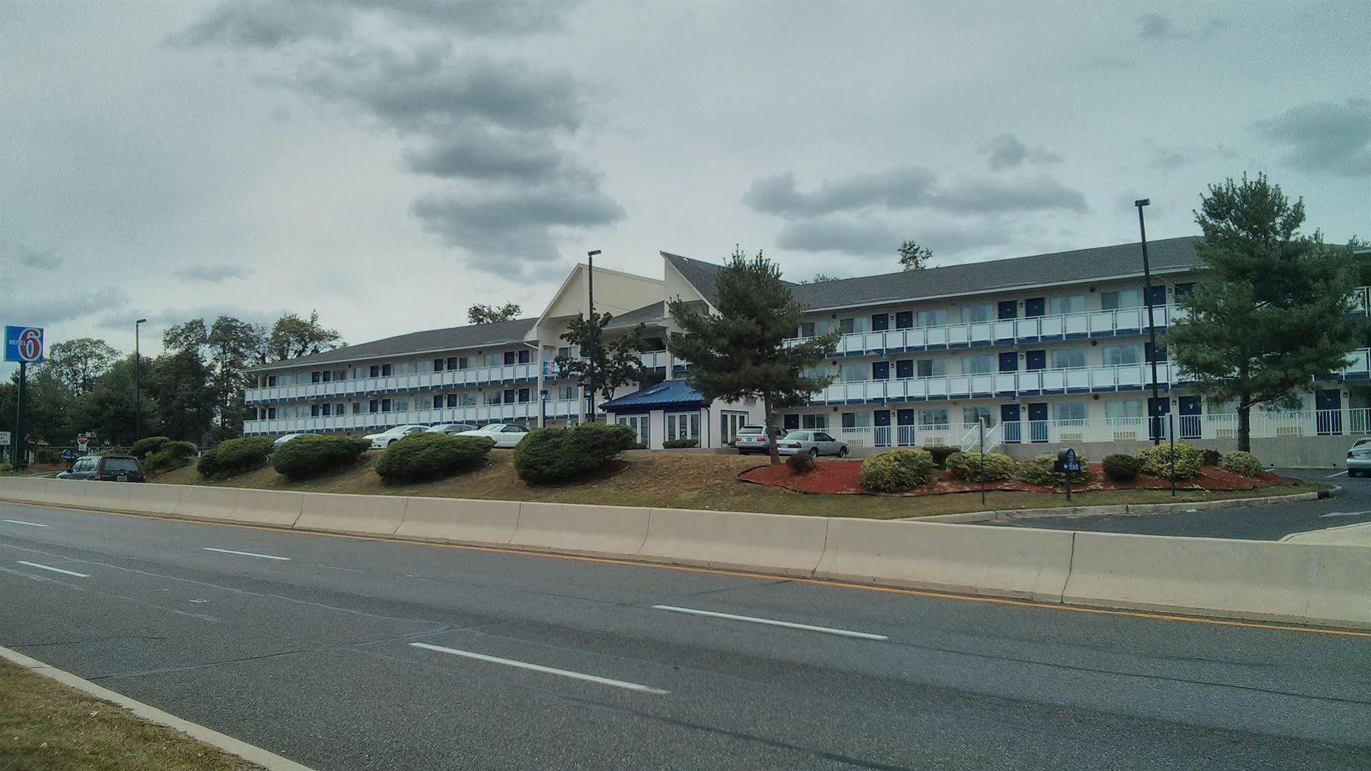 Rodeway Inn Brooklawn Екстер'єр фото